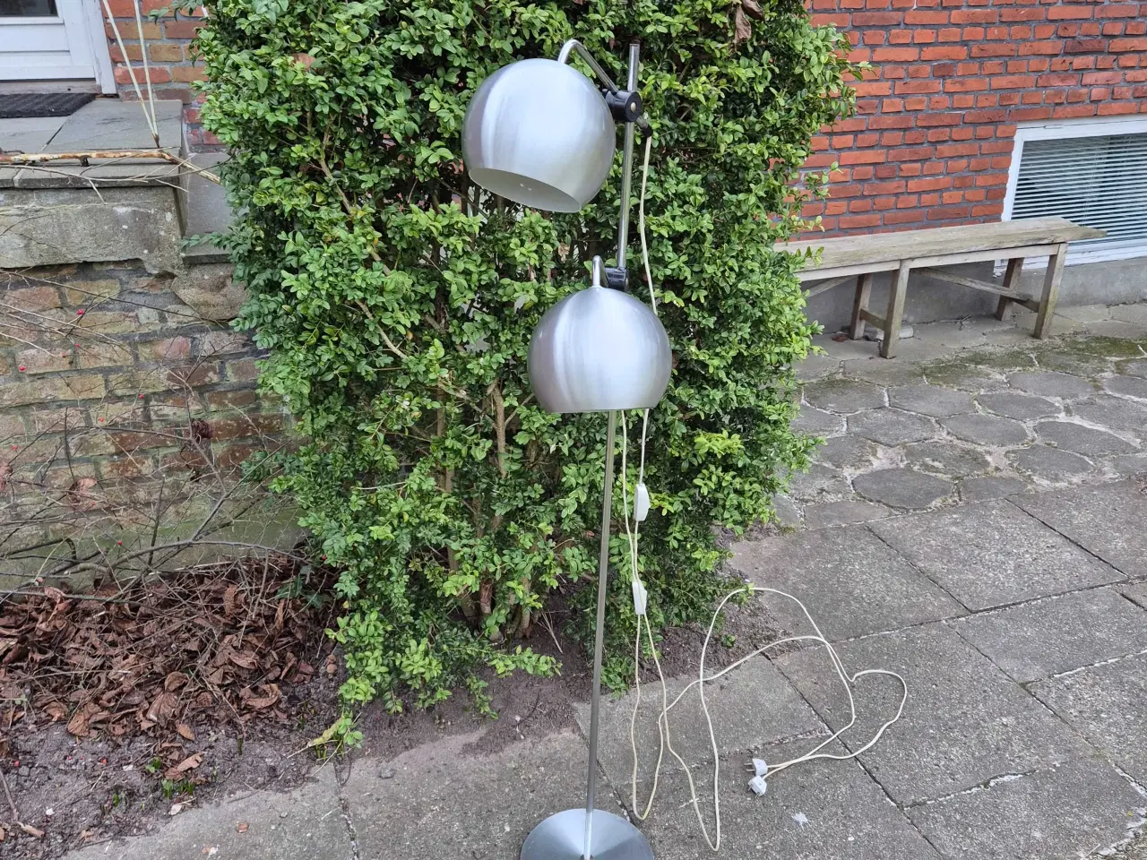 Billede 2 - Retrolampe med skønne kugleskærme 