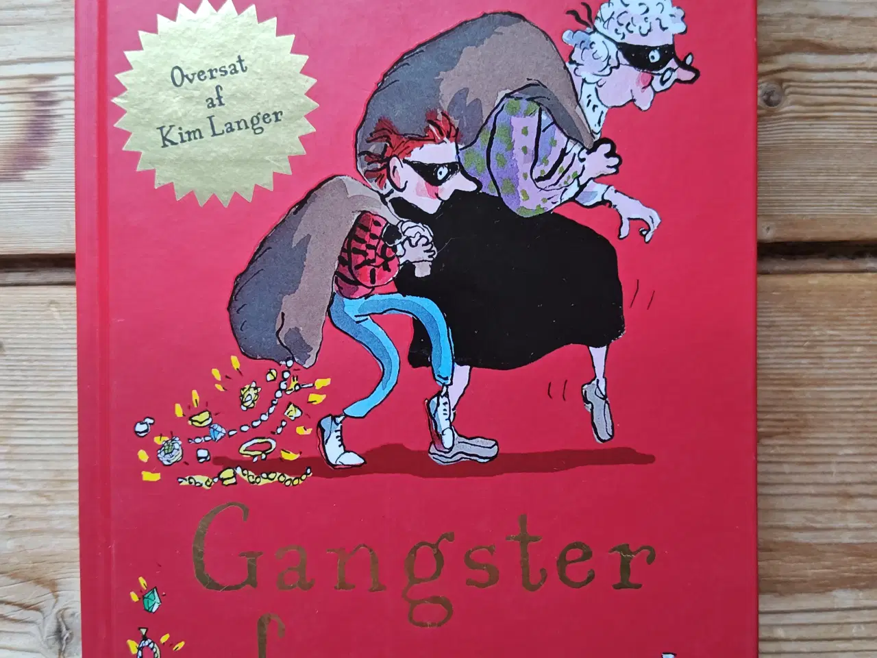 Billede 1 - Gangster Farmor BOG