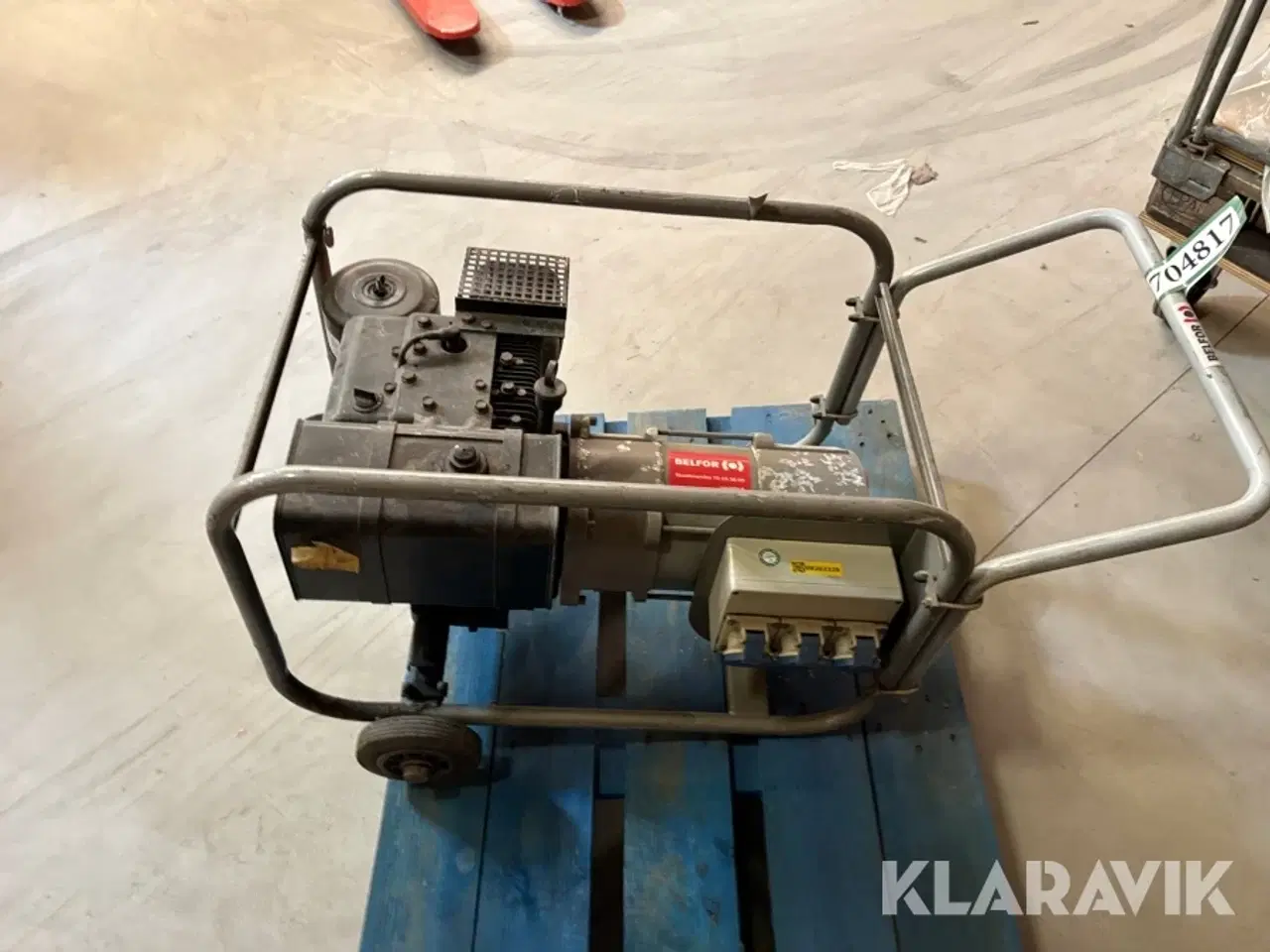 Billede 8 - Benzin generator / strømaggregat Bosch G 6000.