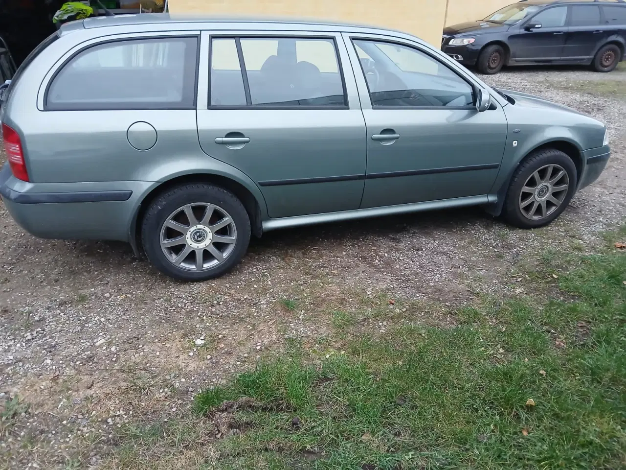 Billede 2 - Skoda octavia 1.6 st.car kun 93920km