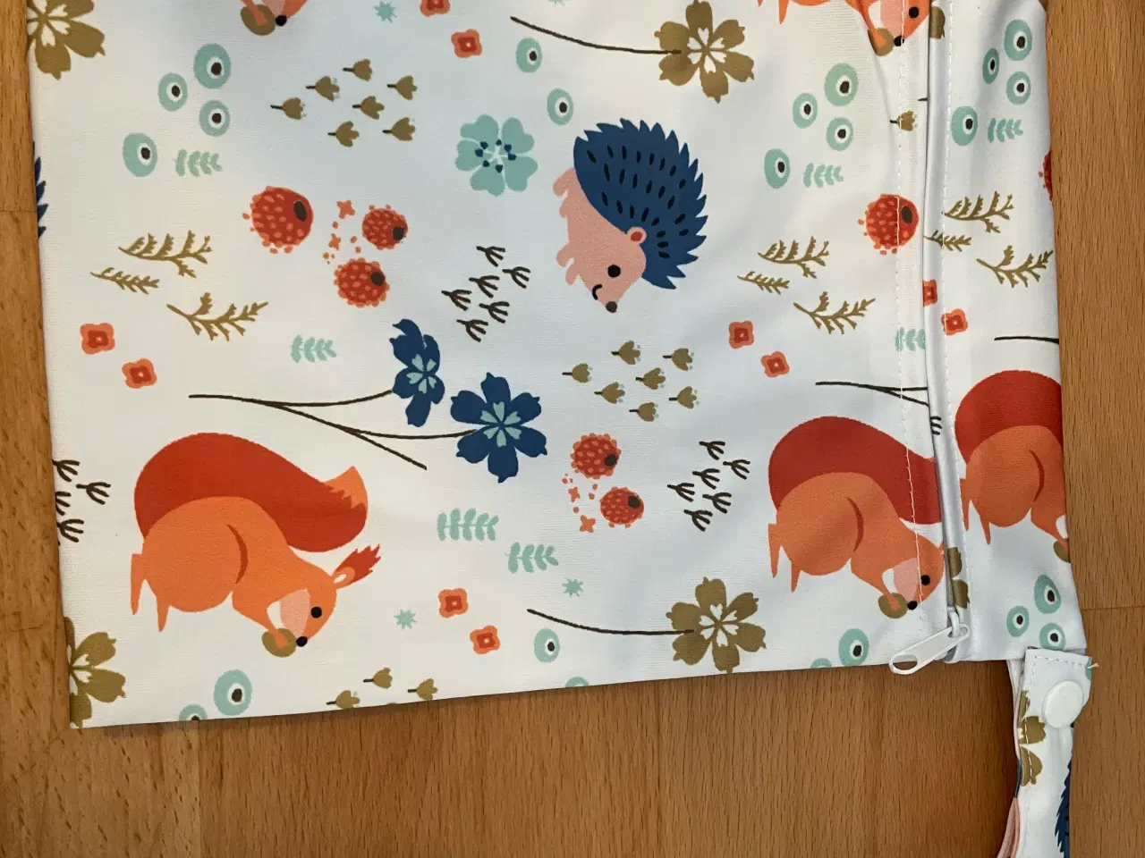 Billede 3 - Wetbag til vådt tøj mm