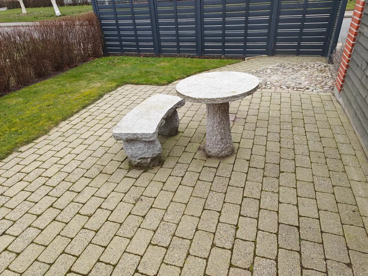 Billede 1 - Havebord og havebænk i granit