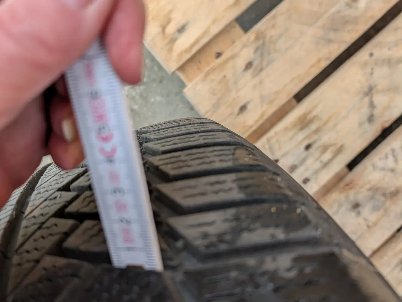 Billede 1 - Vinterhjul 18" alufælge