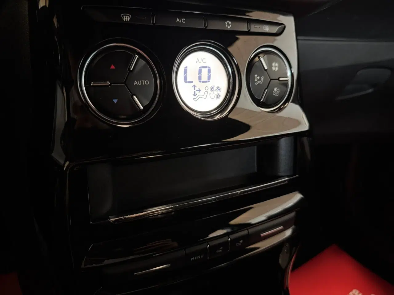 Billede 10 - DS DS 3 1,6 BlueHDi 100 Sport
