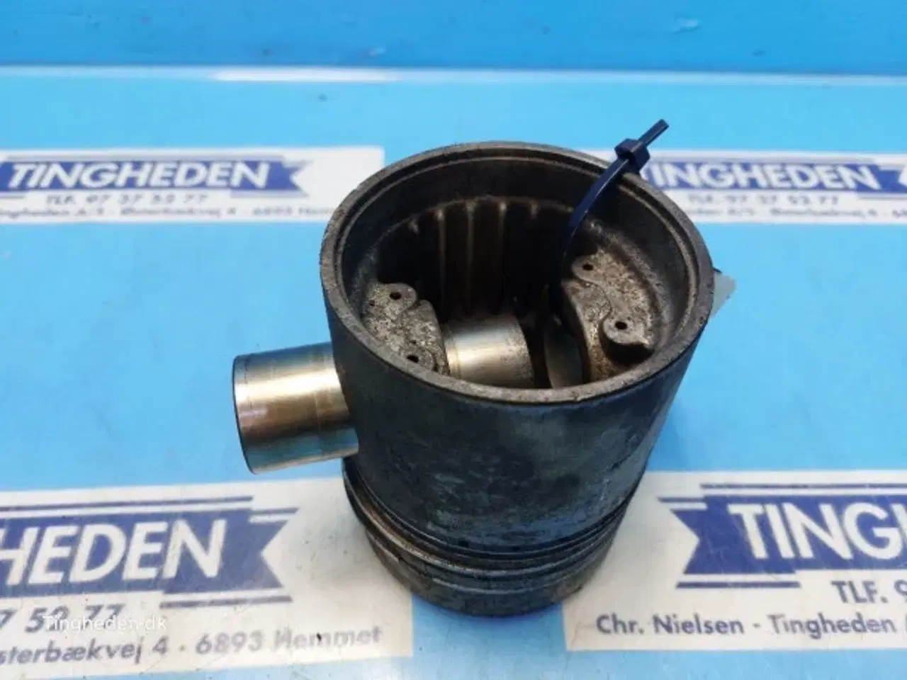 Billede 11 - Perkins 4.248 Stempelhoved 31354092AE
