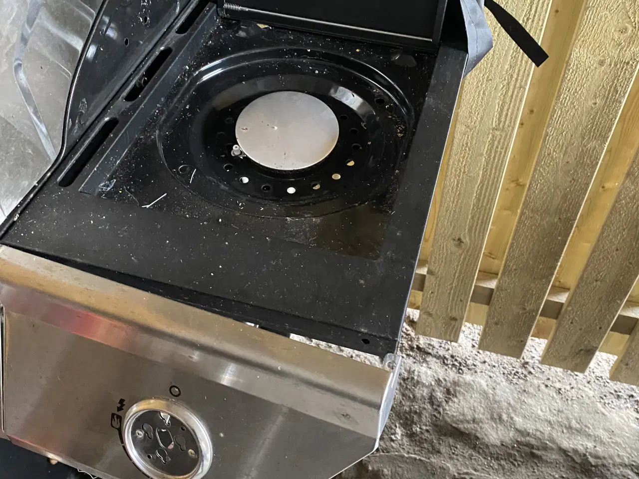 Billede 5 - Ny nexgrill på gas med kogeplade