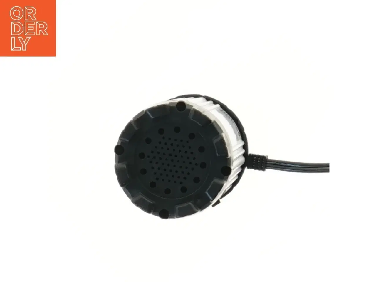 Billede 3 - Bilstrøm Inverter fra Biltema (str. 17,5 cm)