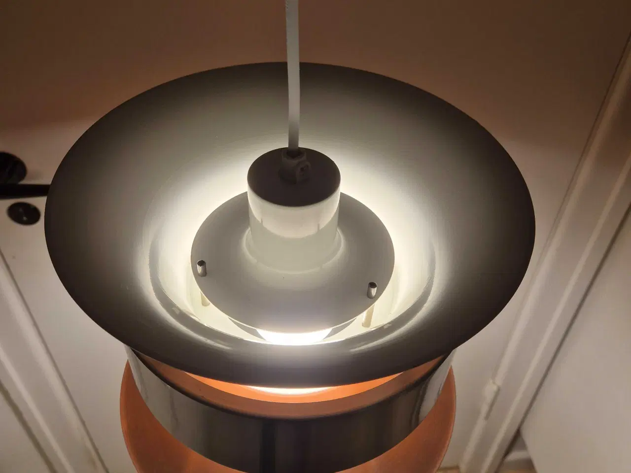 Billede 5 - Fed Carl Thore-pendel med det lækreste lys