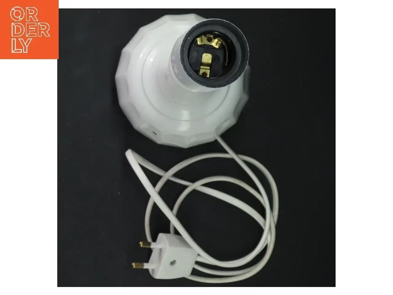 Billede 3 - Hvid bordlampe fra Bing Og Grøndal (str. 27 cm)