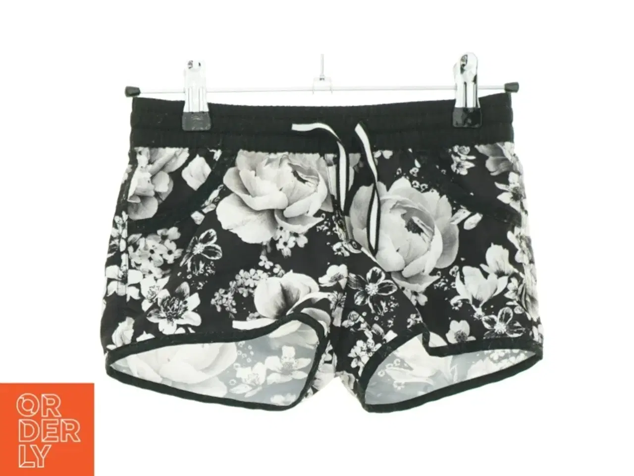 Billede 1 - Shorts (str. 110 cm)