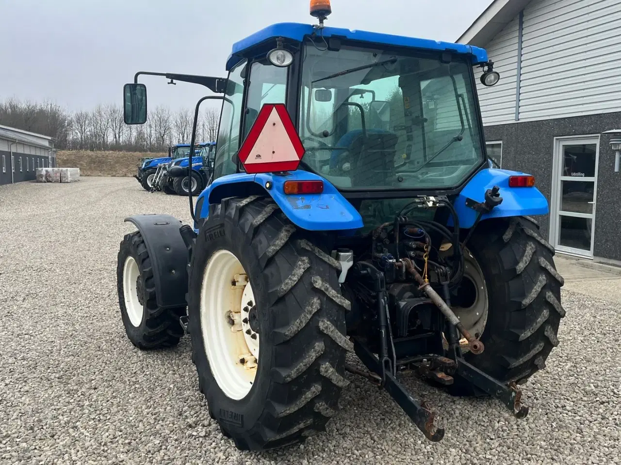 Billede 11 - New Holland T5050 Med frontlift