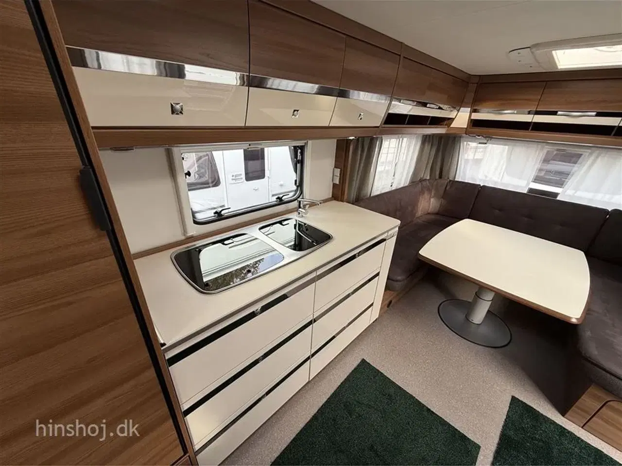 Billede 12 - 2017 - Dethleffs Nomad Snow 590 RF   Dejlig vogn med rundsidegruppe og fransk dobbeltseng fra Hinshøj Caravan A/S