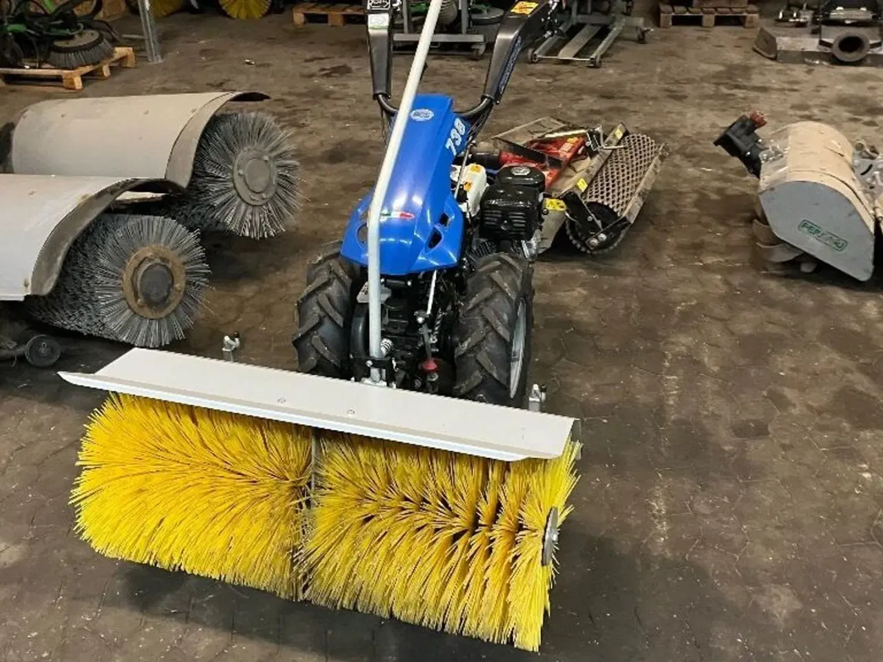 Billede 2 - BCS 738 Power Safe Motoriseret frontkost