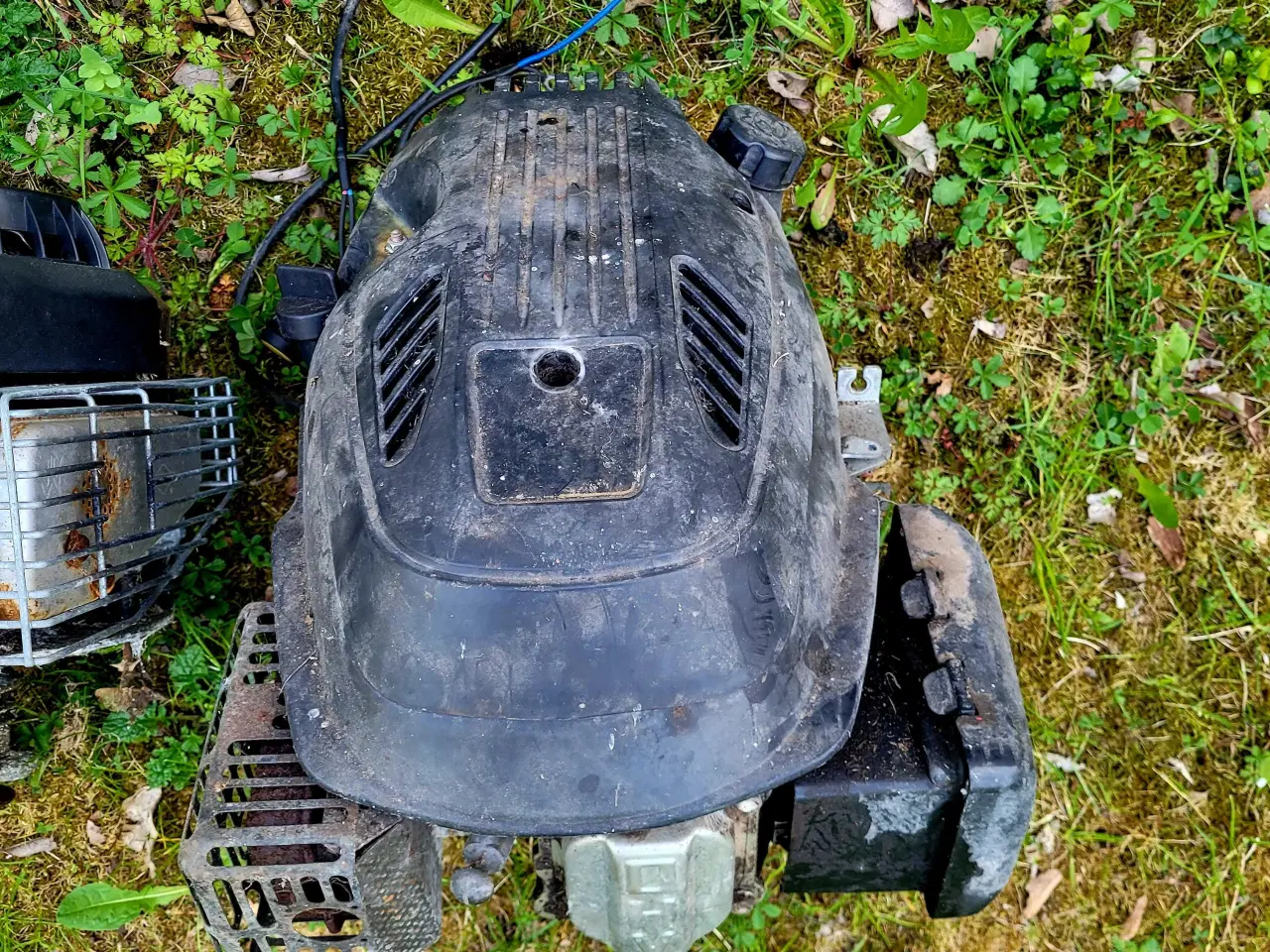 Billede 6 - 5 defekte plæneklipper motor sælges 