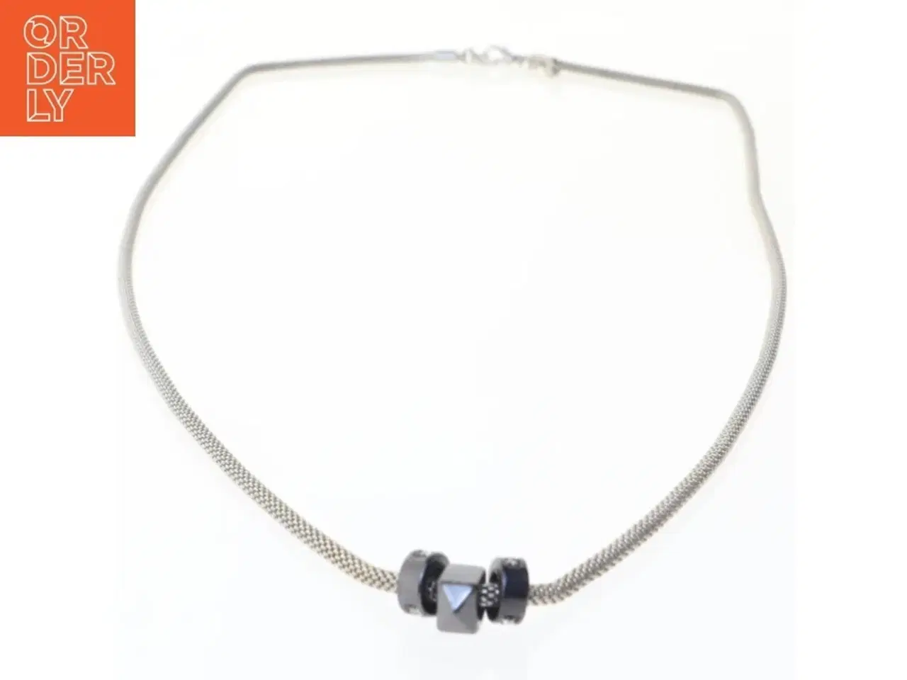 Billede 2 - Halskæde med charms (str. 90 cm)