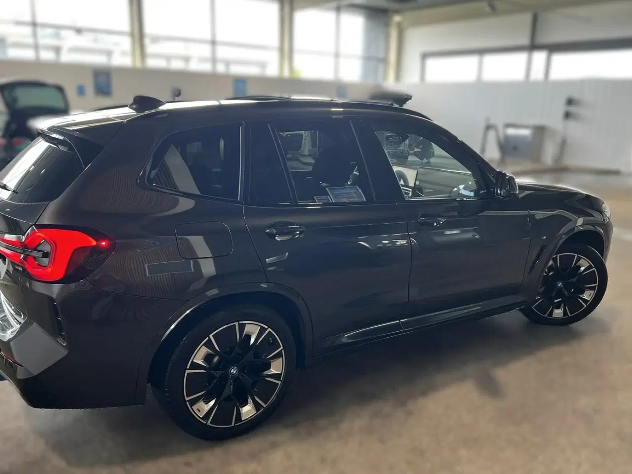 Billede 4 - BMW iX3  Charged M-Sport