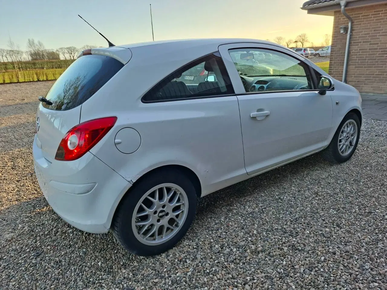 Billede 4 - Opel Corsa 1,2 16V Enjoy aut.