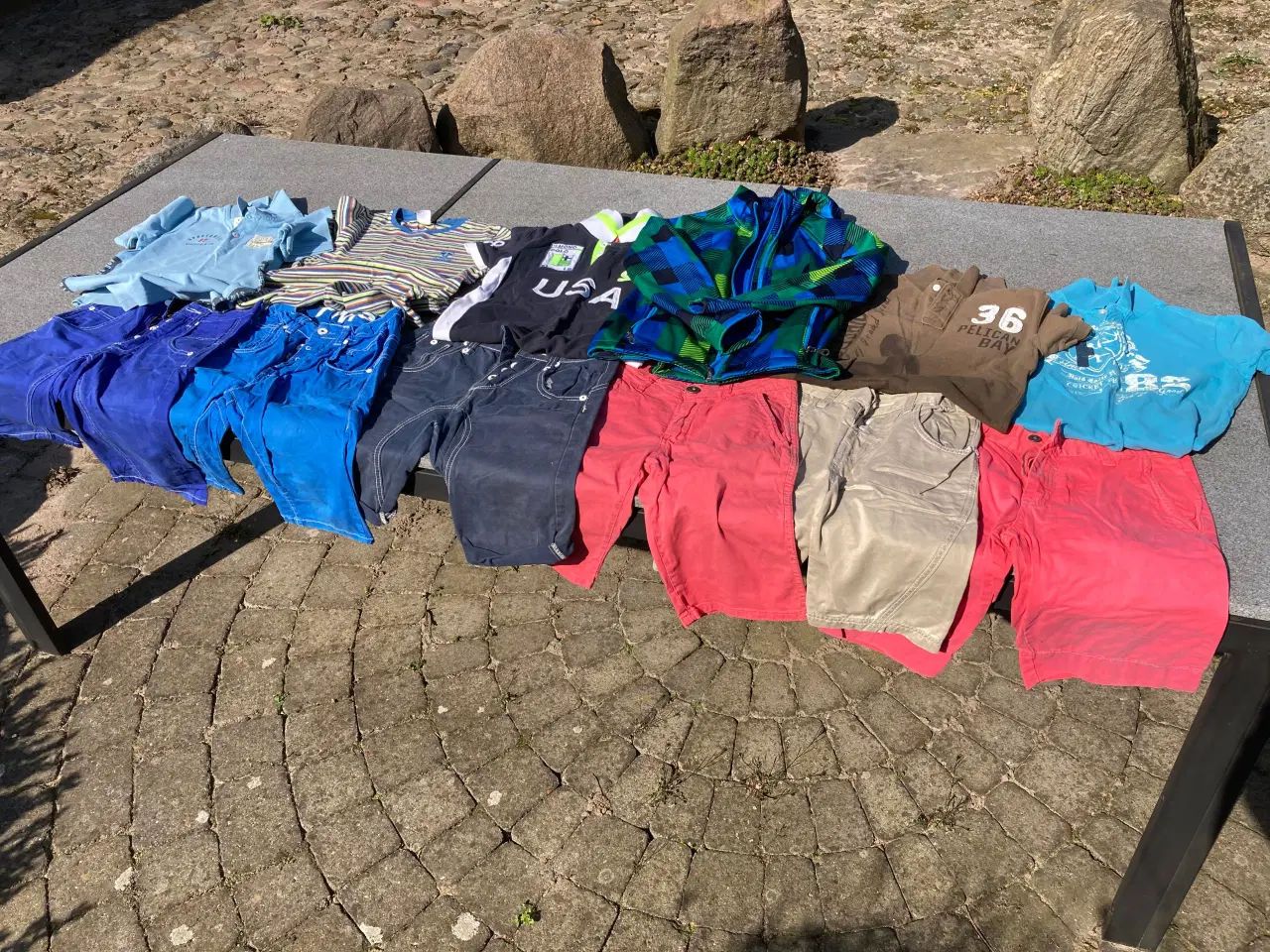 Billede 1 - 5 sæt Shorts - t shirts + fleecejakke