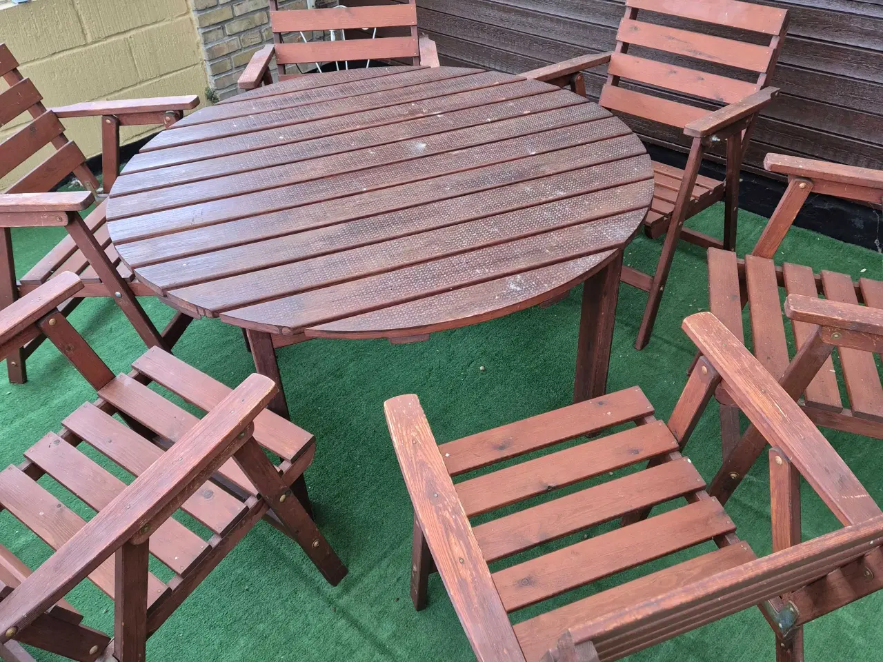 Billede 3 - Havebordet m stole