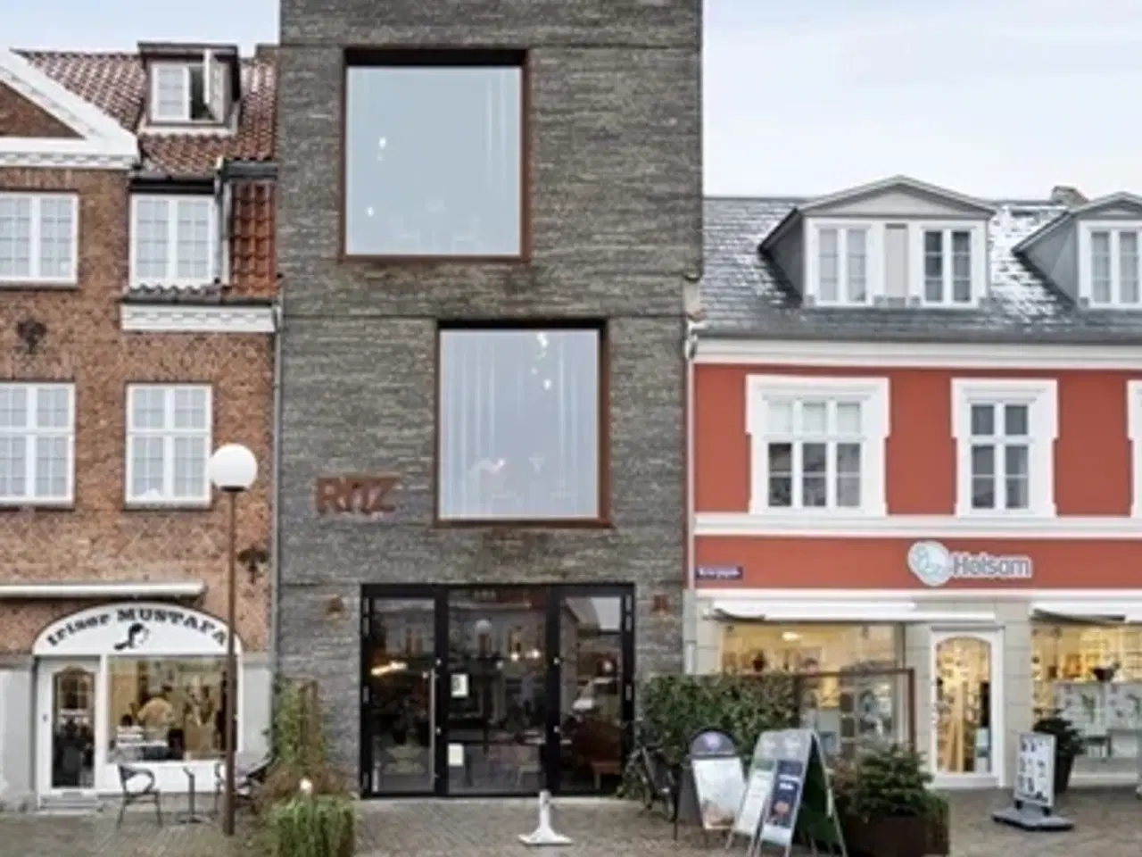 Billede 1 - Restaurant / erhvervslokale i hjertet af Nykøbing Falster