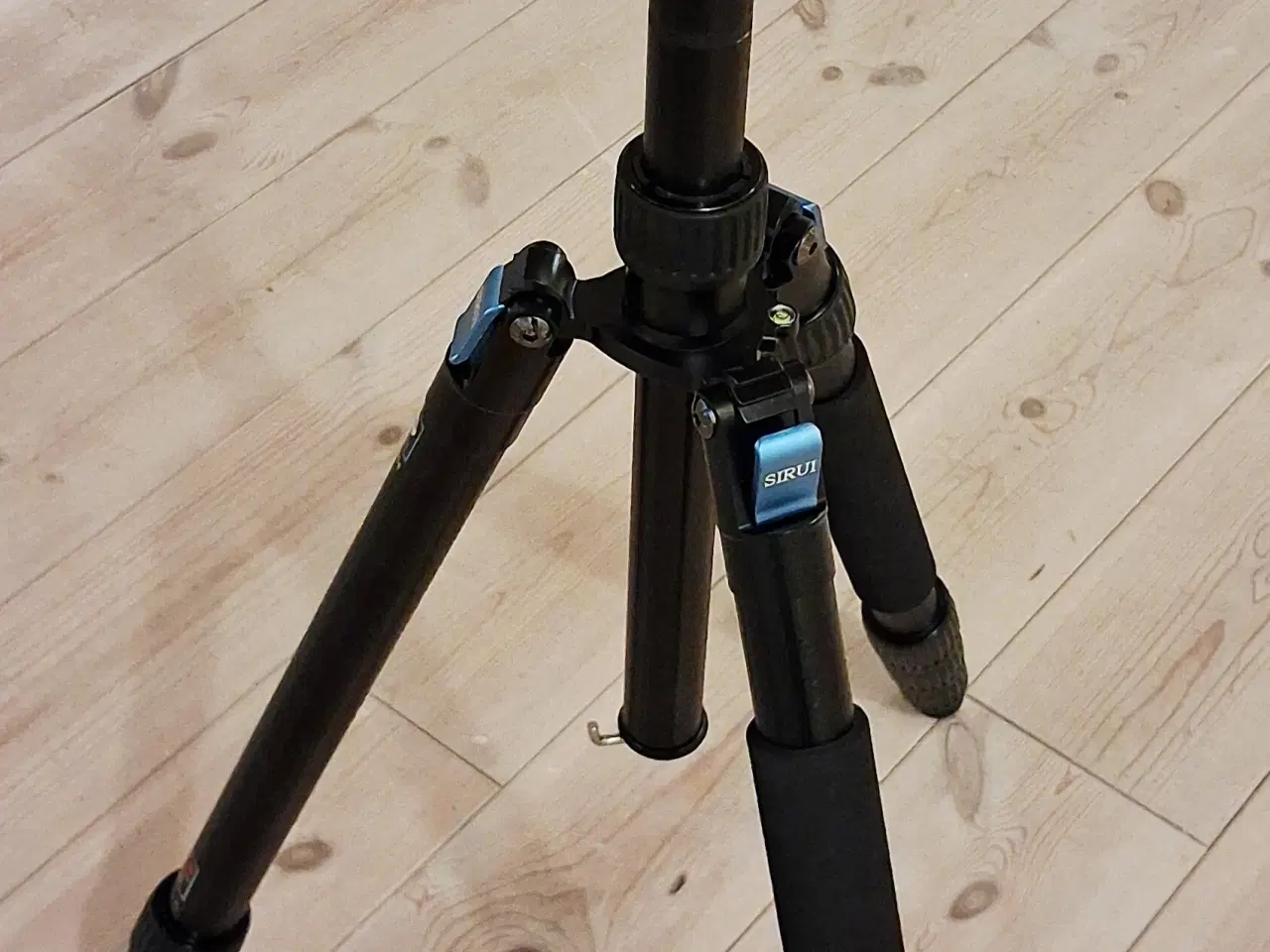 Billede 6 - SIRUI kamerastativ inklusiv kuglehoved