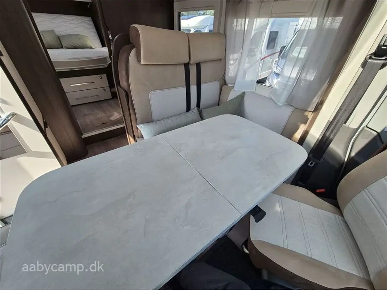 Billede 9 - 2021 - Benimar Tessoro 495 NK   NK Pakke. Automatgear. solceller. markise. Batterier. Cykelstativ. Queensbed. aircondition. Anhængertræk. KUN 28,000 km!!