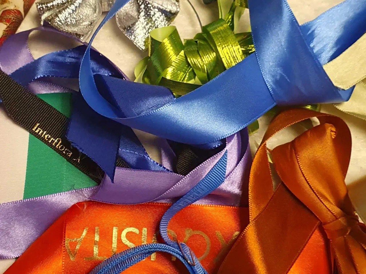 Billede 4 - Silkebånd mm