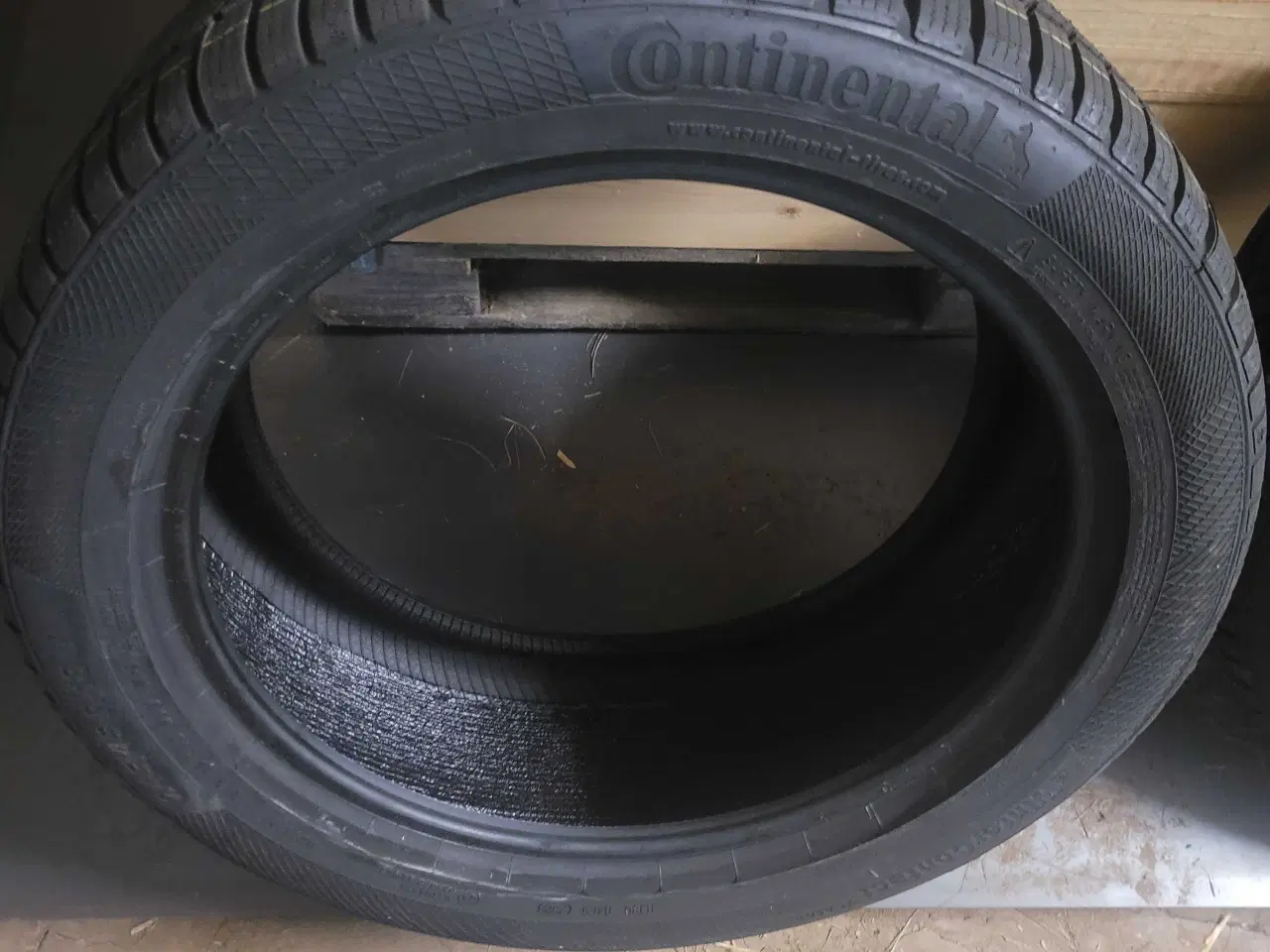 Billede 1 - 245 / 45 R 18