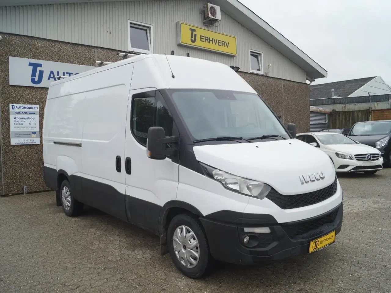 Billede 1 - Iveco Daily 2,3 35S15 12m³ Van