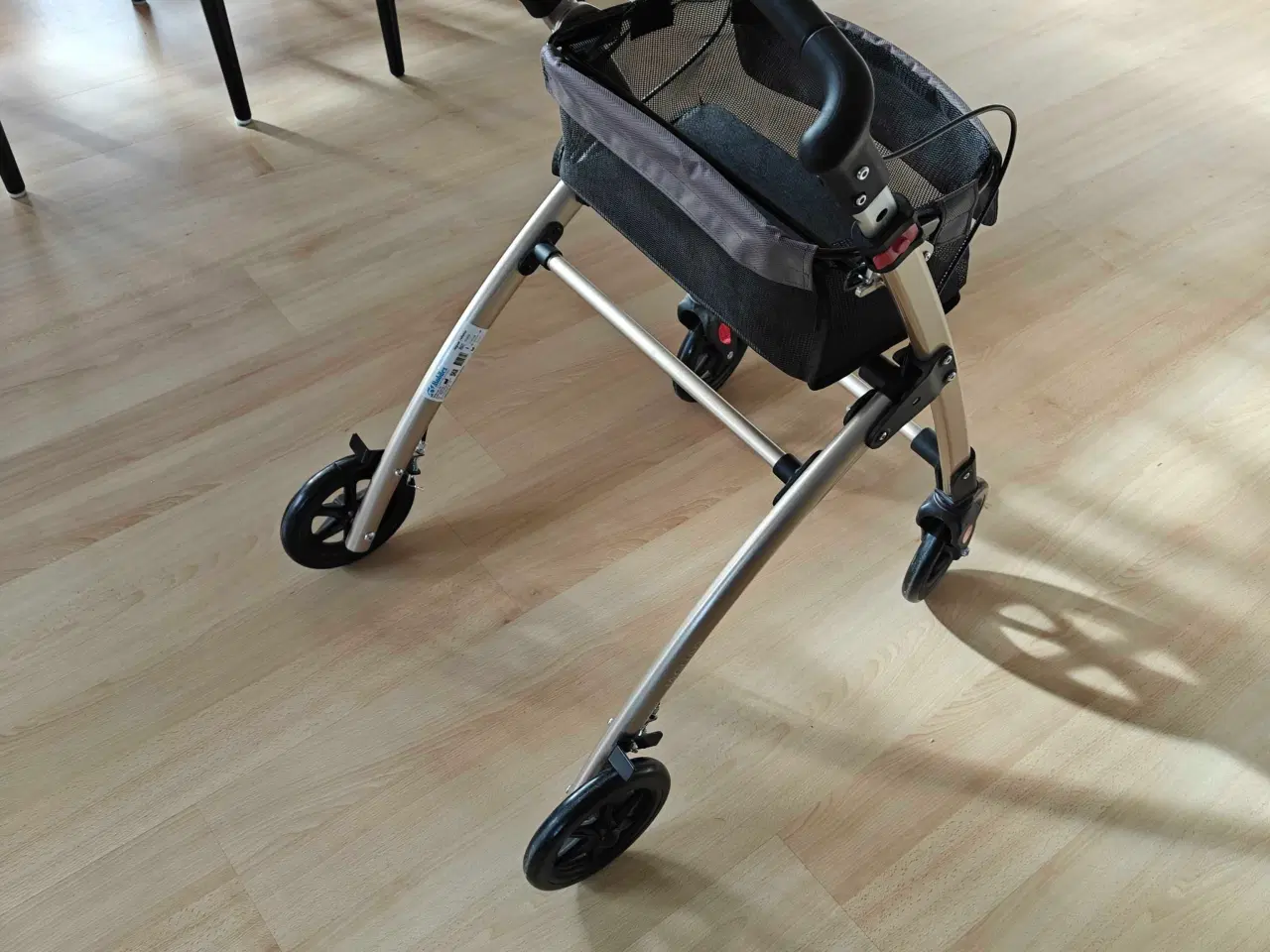 Billede 2 - Rollator, Mobilex Jaguar