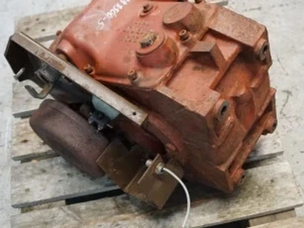 Billede 11 - Dronningborg D7500 Gearkasse 46116100