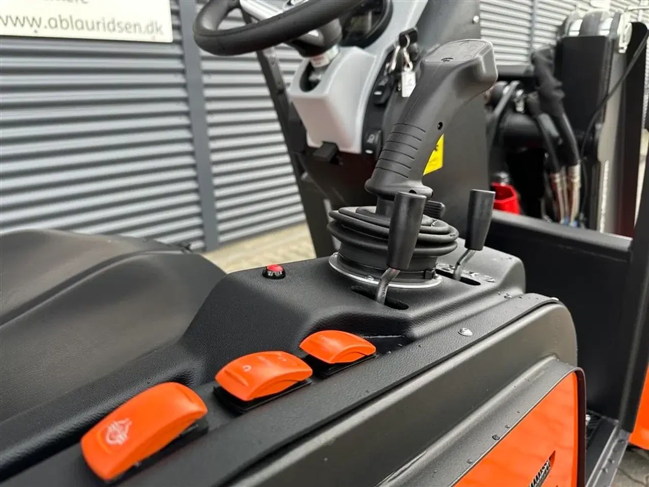 Billede 10 - Cast 825 D