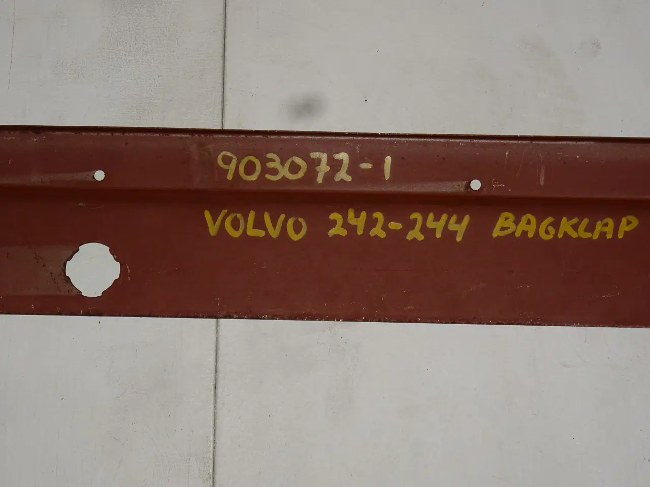 Billede 3 - Volvo 242,244,264 rep plade ved bagklap