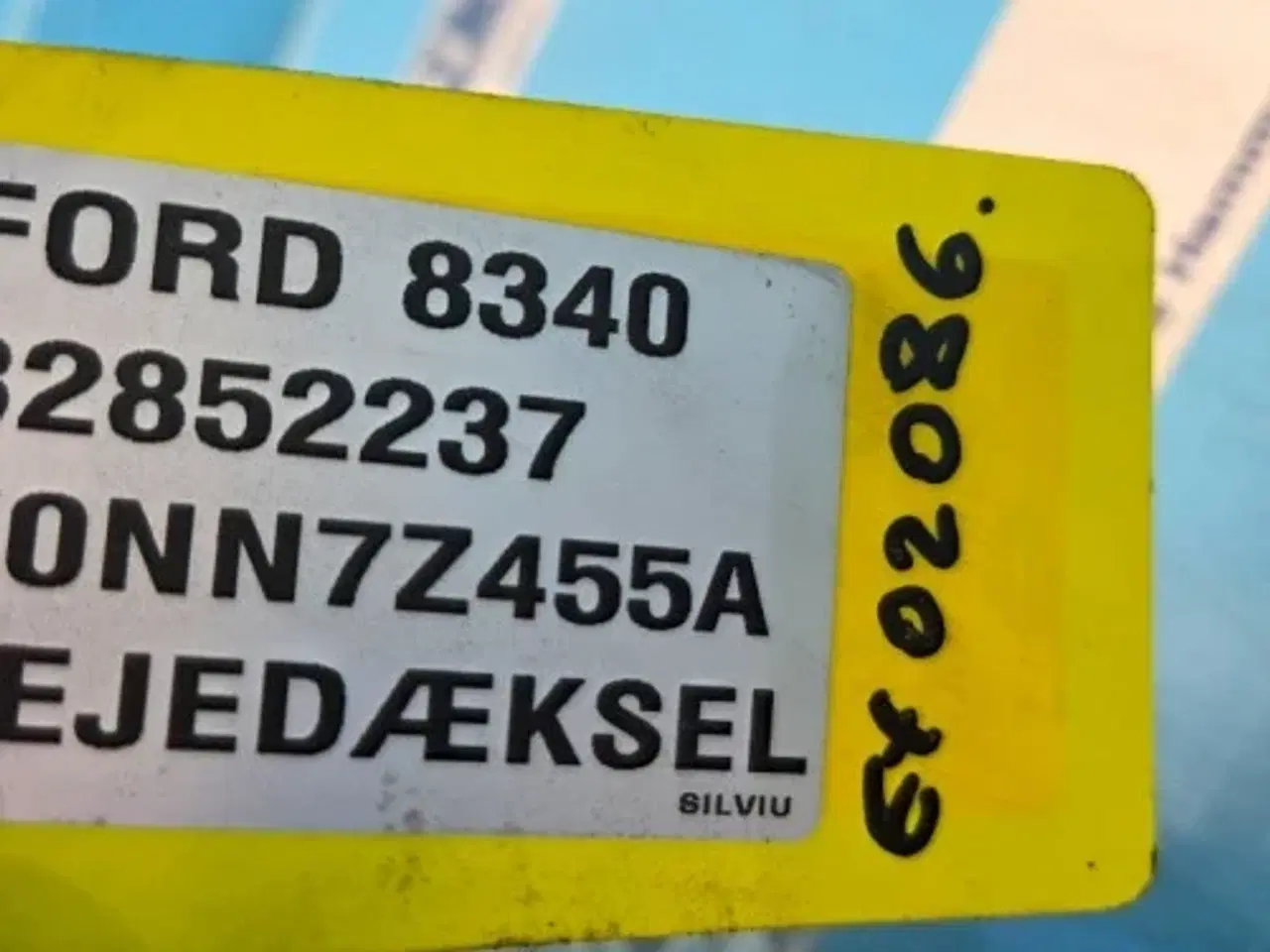 Billede 2 - Ford 8340 Lejedæksel 82852237