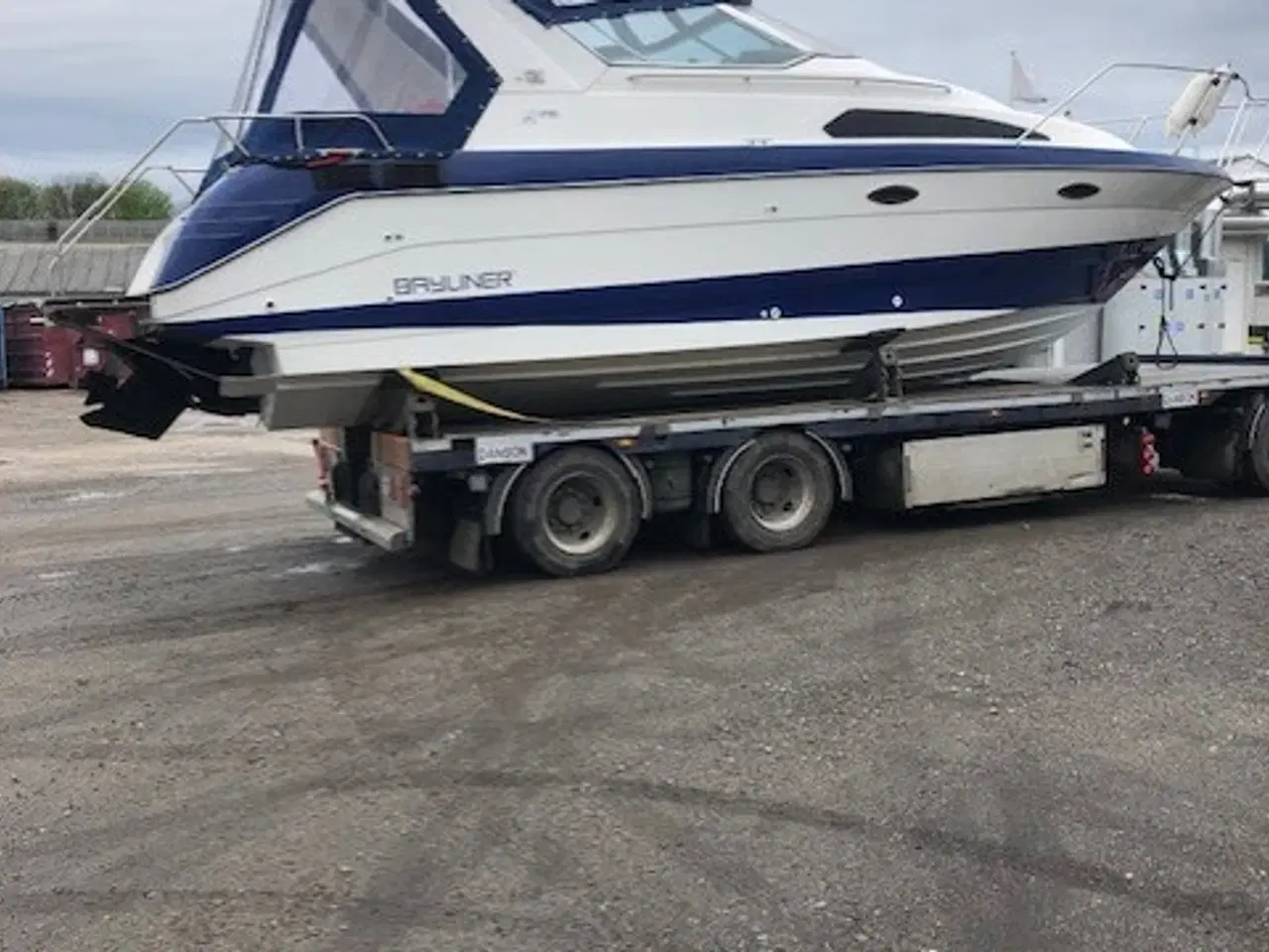 Billede 3 - Bayliner 2755 årg. 90