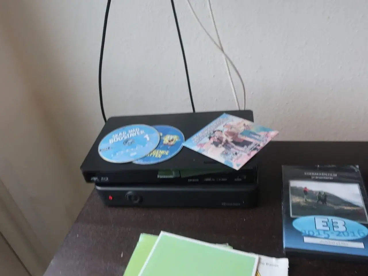Billede 5 - TV SHARP med TV bænk m.m.