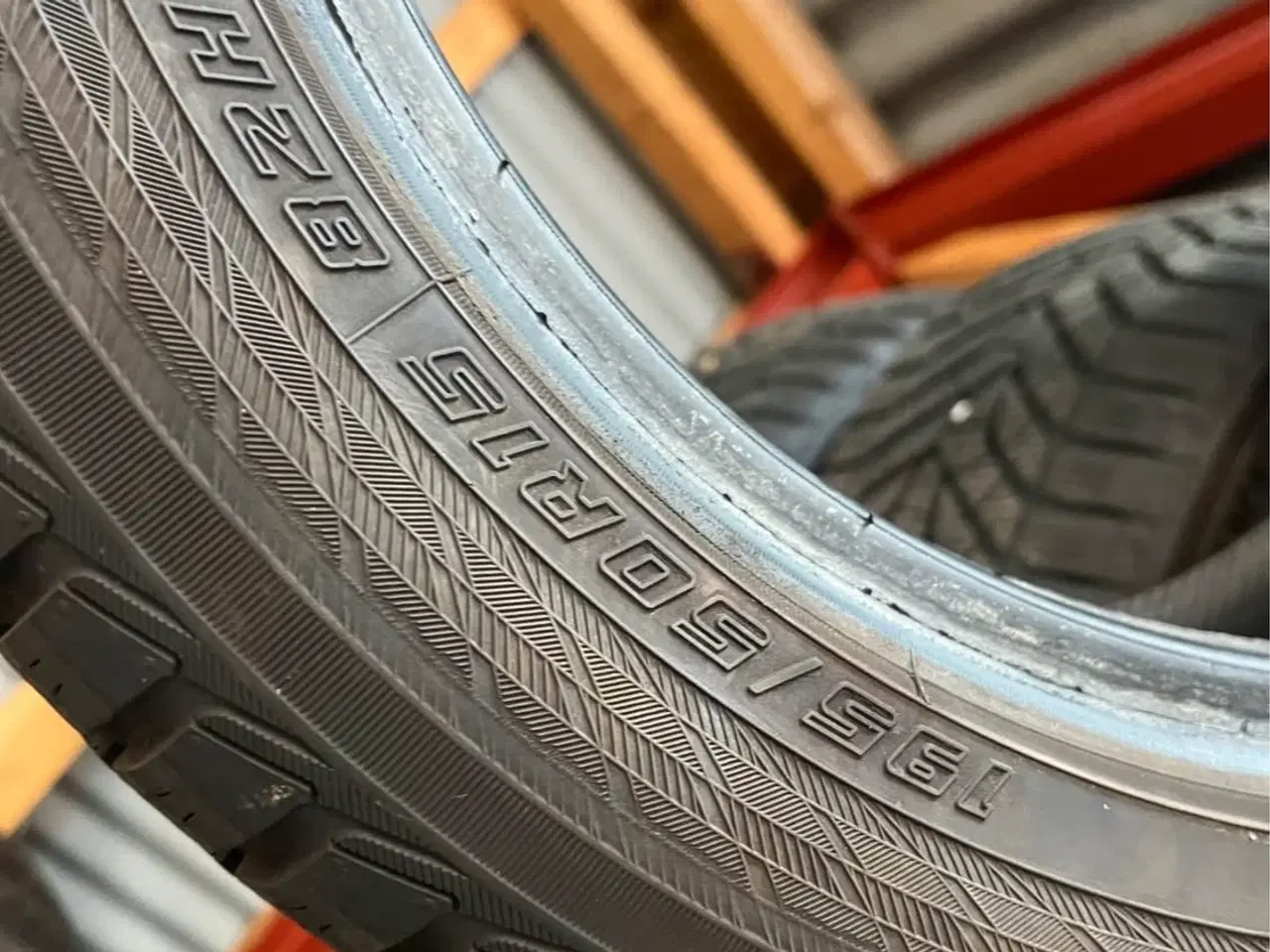 Billede 2 - 195/50-15 yokohama vinterdæk sælges