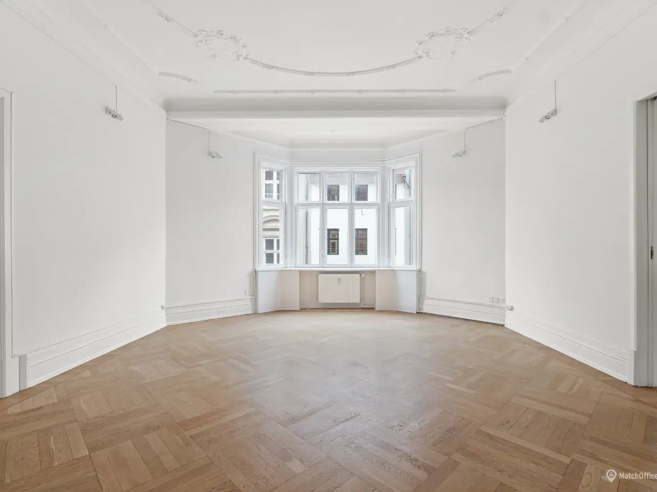 Billede 8 - Kontorlejemål med bolig beliggende i flot ejendom med smukke detaljer