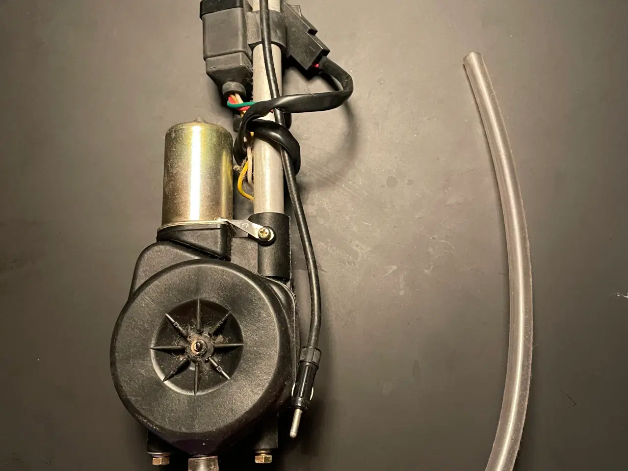 Billede 1 - SAAB 900 - Original FM motorantenne