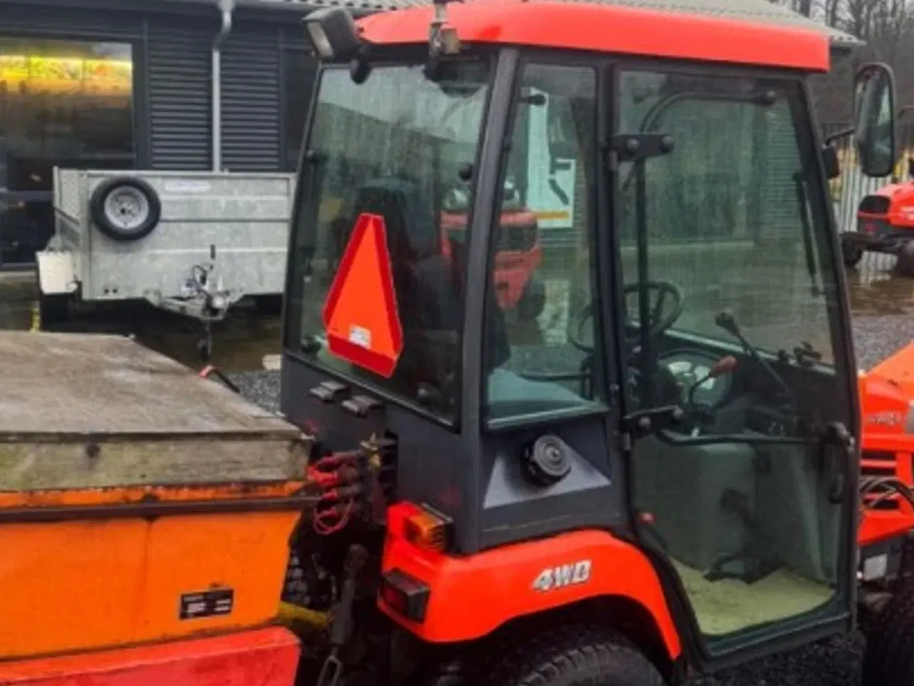 Billede 3 - Kubota B2650 HST / med vinterudstyr & lave timer