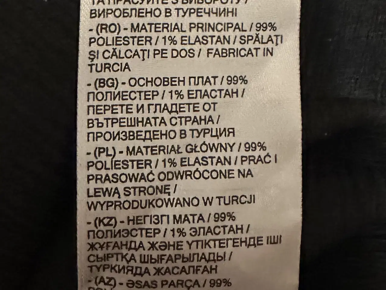 Billede 8 - Sort basic bluse -  str. M