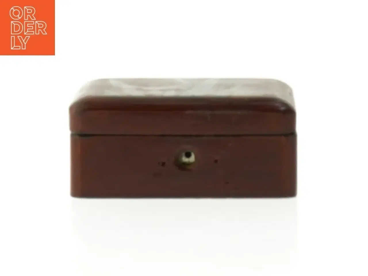 Billede 1 - Gammel kinesisk Træ æske(str. 9x6 cm)