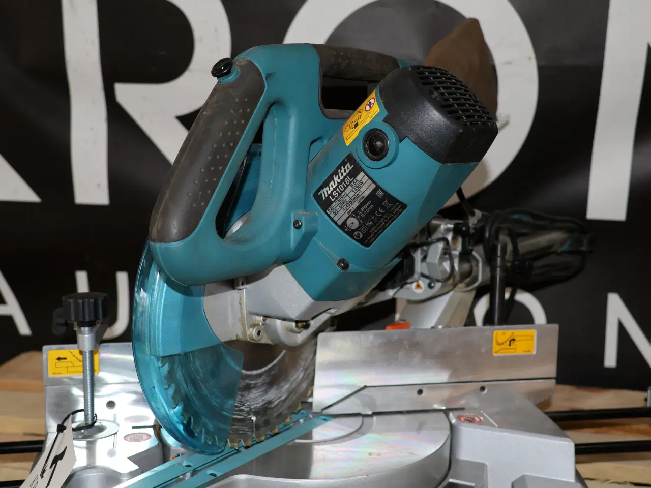 Billede 3 - Makita LS1018L Kap-/Geringssav