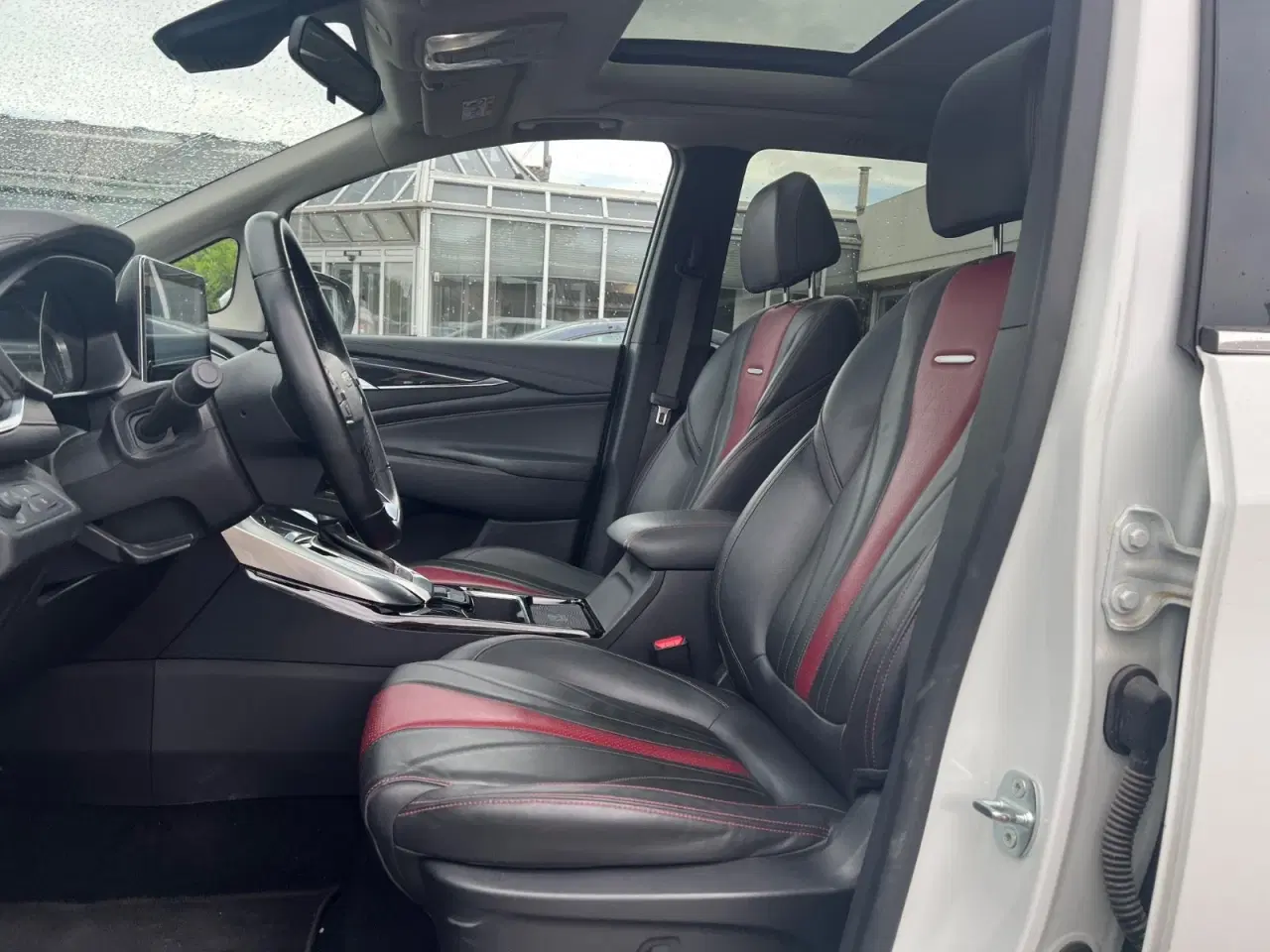 Billede 4 - Maxus Euniq5 52 Exclusive 7prs