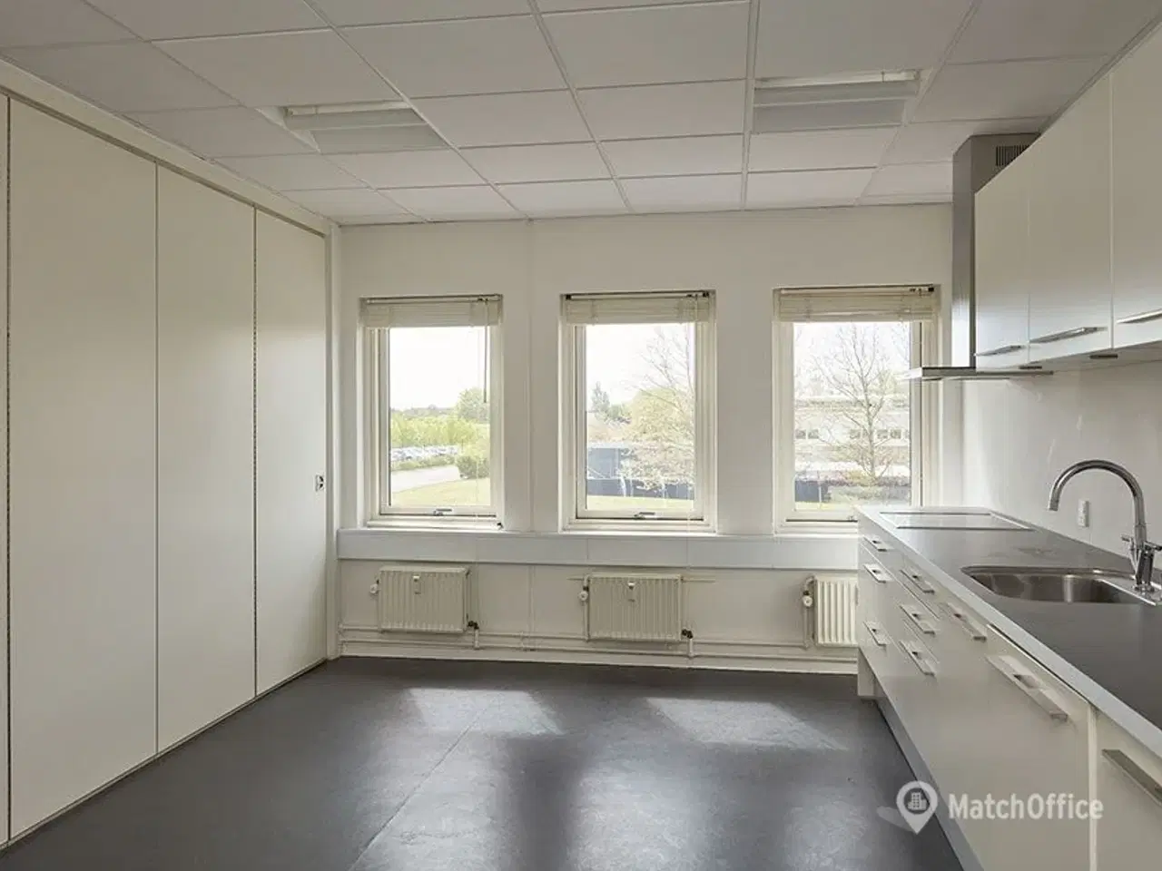 Billede 8 - 2 kontorlejemål på 303 m² og 534 m² udlejes