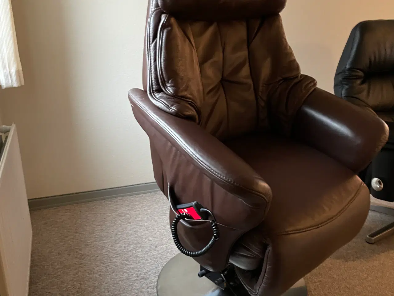 Billede 2 - Løftestol / seniorstol med sædeløft/ liftfunktion