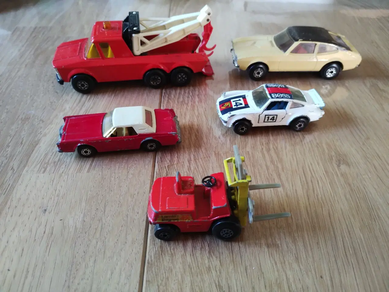Billede 2 - Diverse Matchbox biler