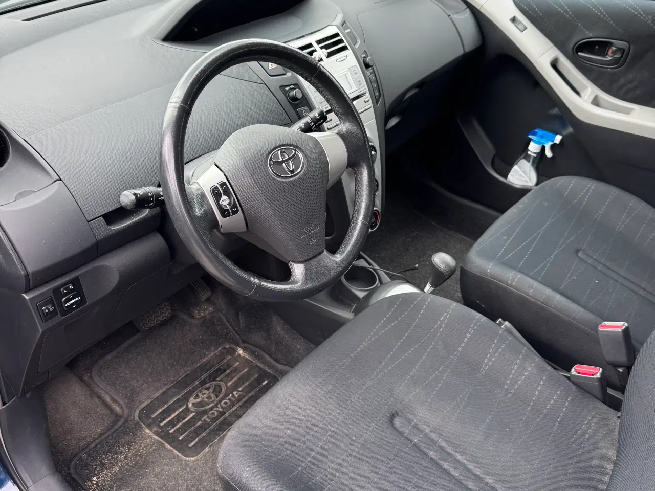 Billede 2 - Toyota Yaris 1,4D med automatgear 