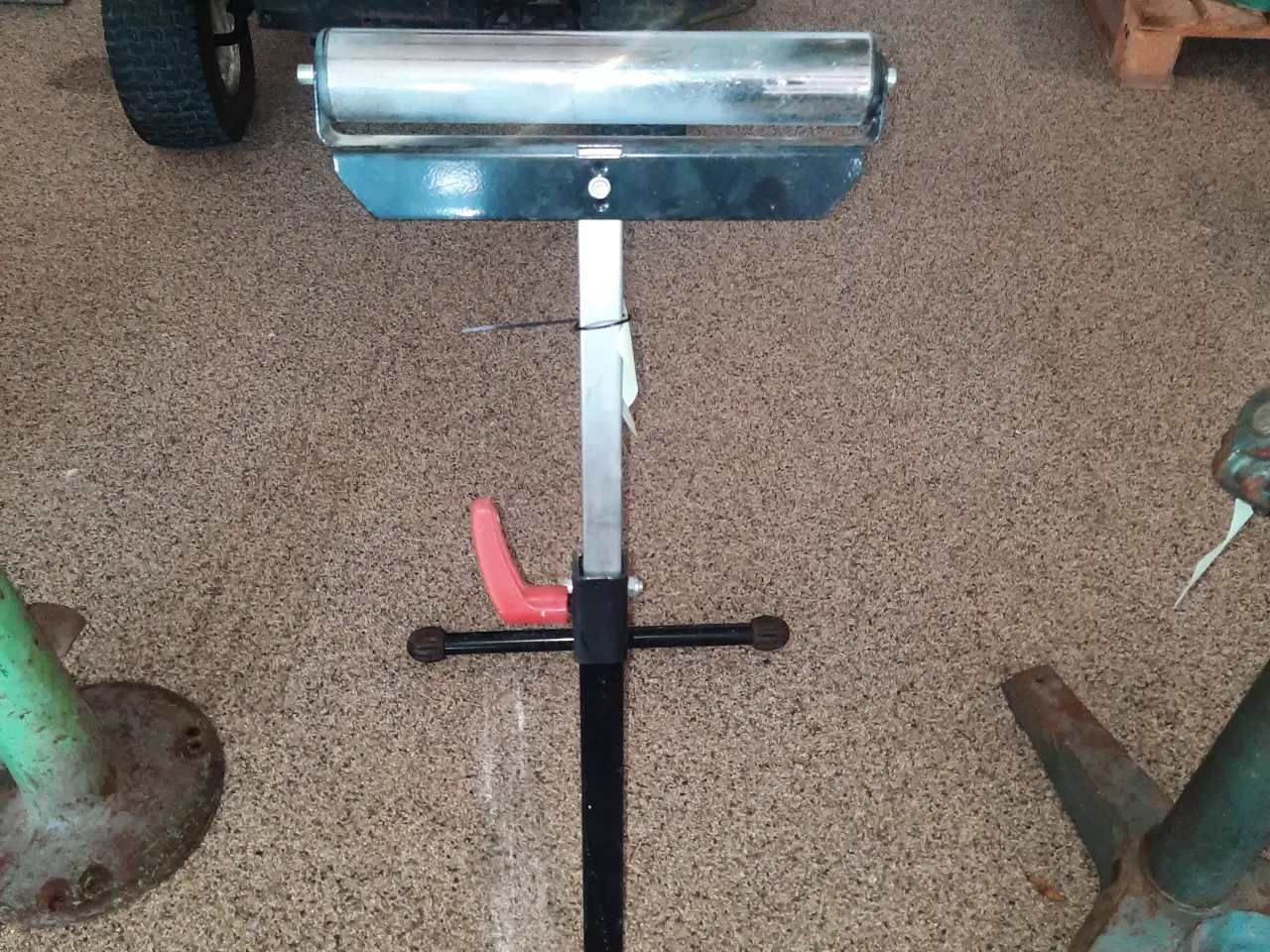 Billede 2 - bukker til sav