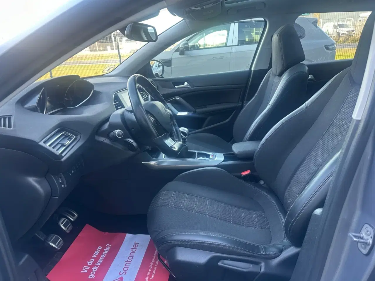 Billede 9 - Peugeot 308 1,6 BlueHDi 120 Allure Sky SW